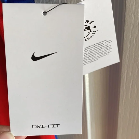 Nike dry fit Philadelphia Phillies V neck T shirt, medium NWT - Picture 7 of 11